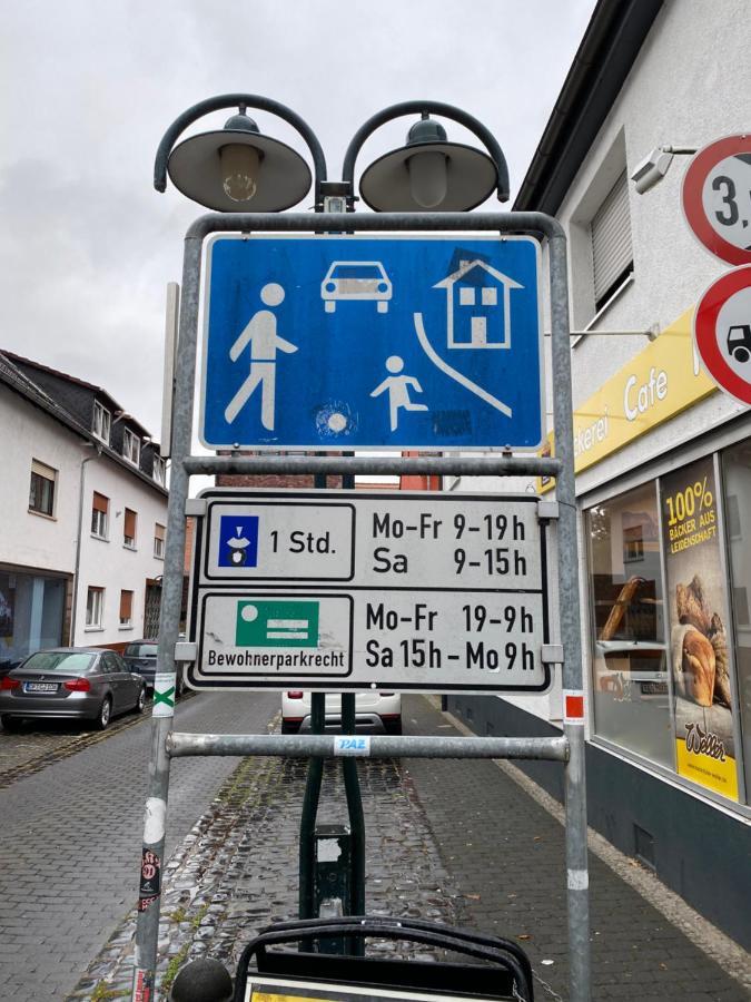 Hexenhaeuschen Dreieichenhain Luaran gambar